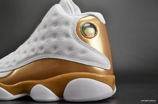 RETRO 414571-135 white AIR MOMENTS